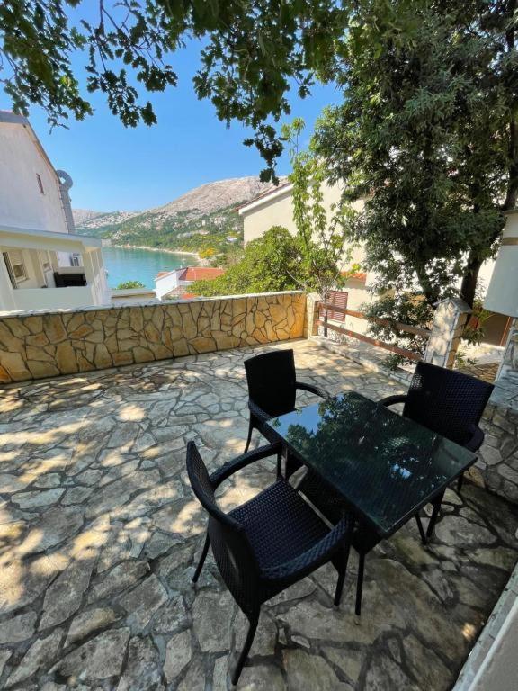 Bellevue Rooms Stara Baška Екстериор снимка