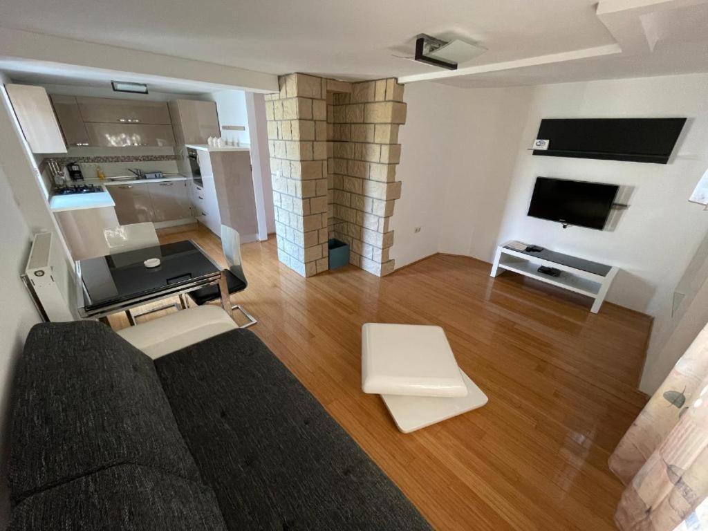 Bellevue Rooms Stara Baška Екстериор снимка