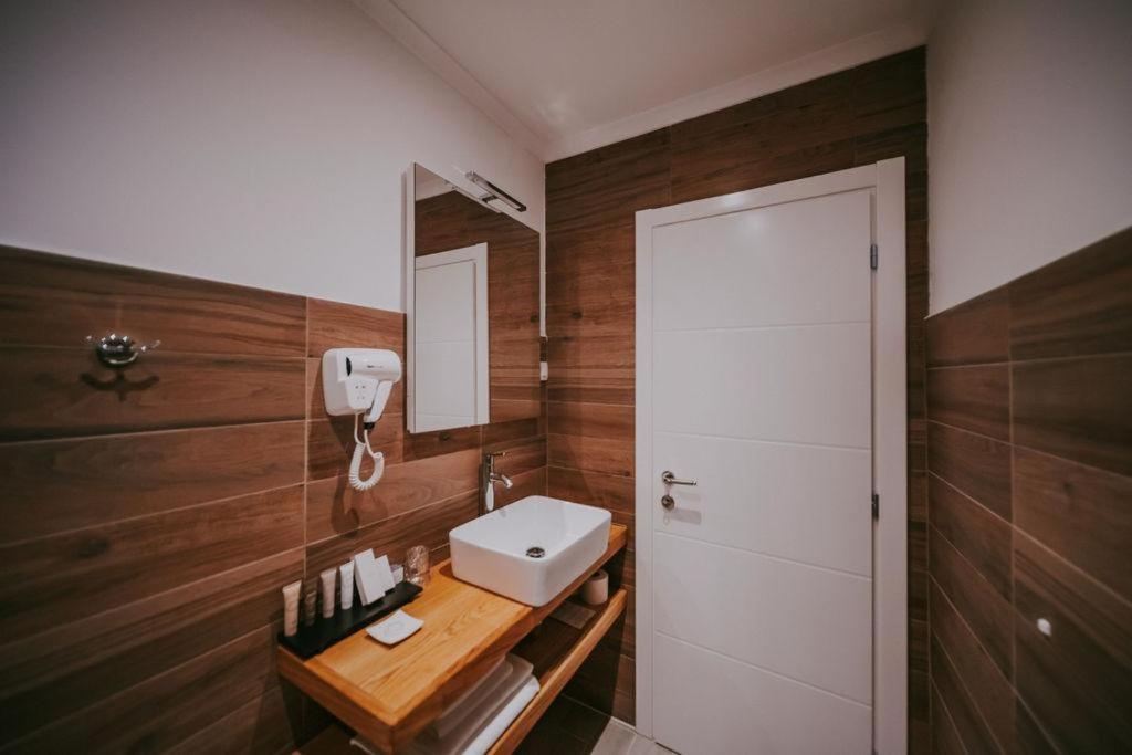 Bellevue Rooms Stara Baška Екстериор снимка